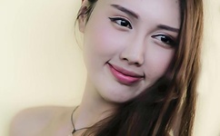 又黄又爽又无遮体的A片